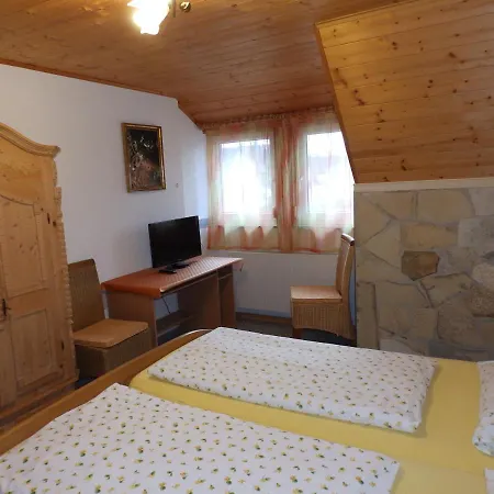 Gaesteparadies Kleinkötz